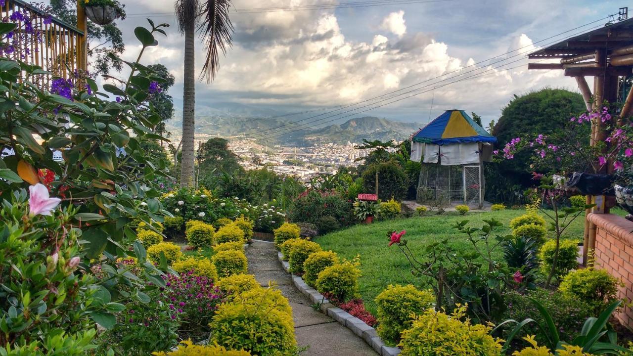 Finca Turistica Los Rosales Перейра Екстер'єр фото